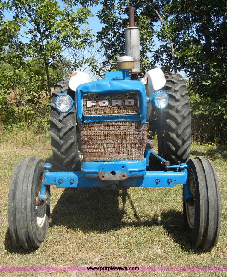 image for item D4384 Ford 4000 tractor