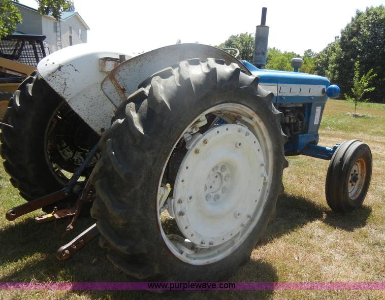 image for item D4384 Ford 4000 tractor