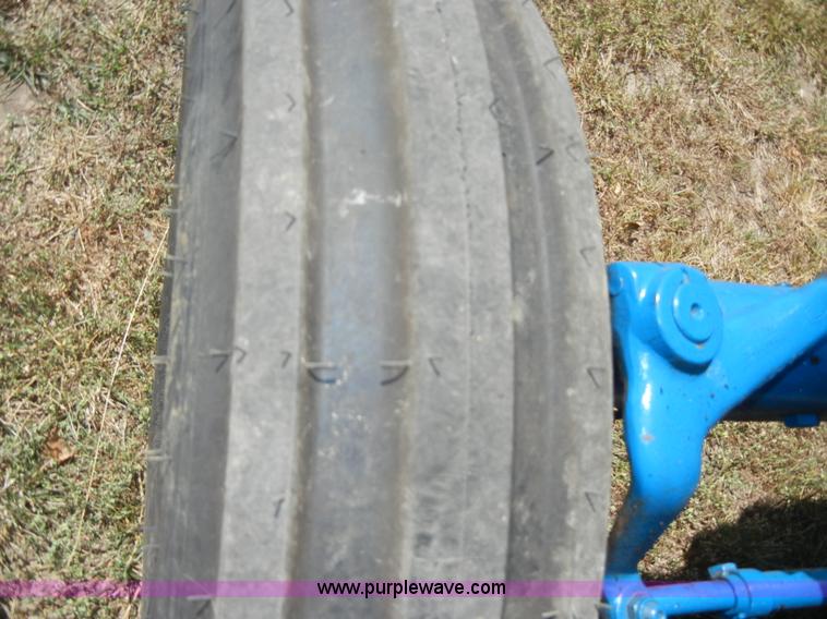 image for item D4384 Ford 4000 tractor