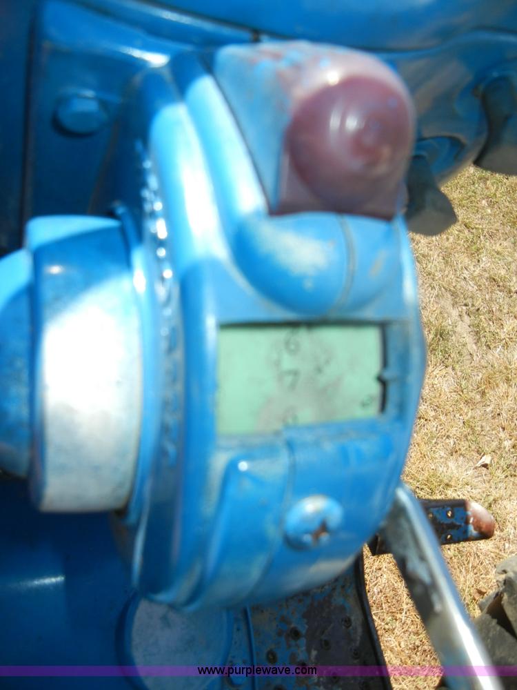 image for item D4384 Ford 4000 tractor