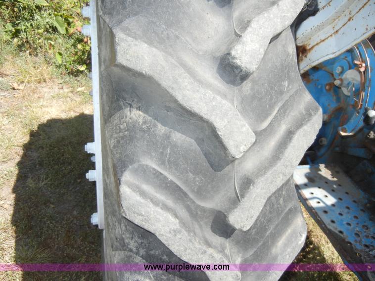 image for item D4384 Ford 4000 tractor