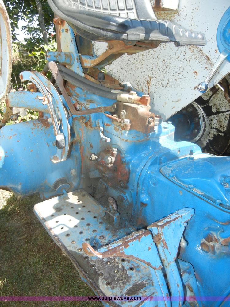 image for item D4384 Ford 4000 tractor