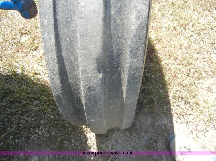 image for item D4384 Ford 4000 tractor