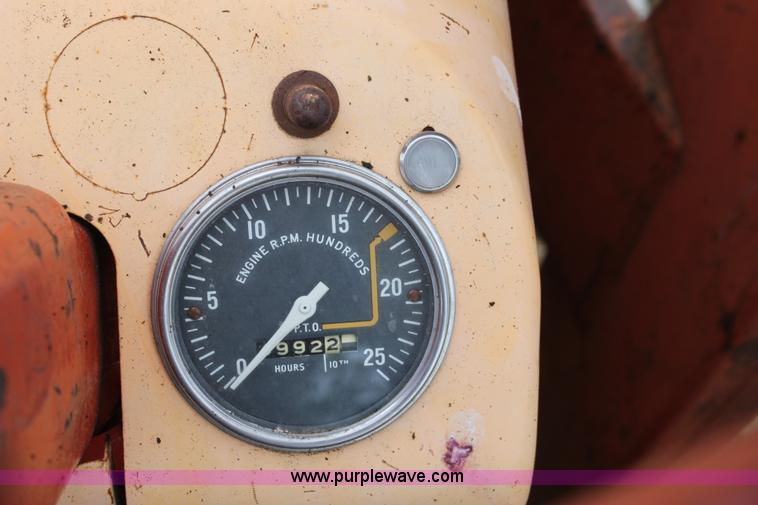 image for item D5258 Case 930 Comfort King tractor