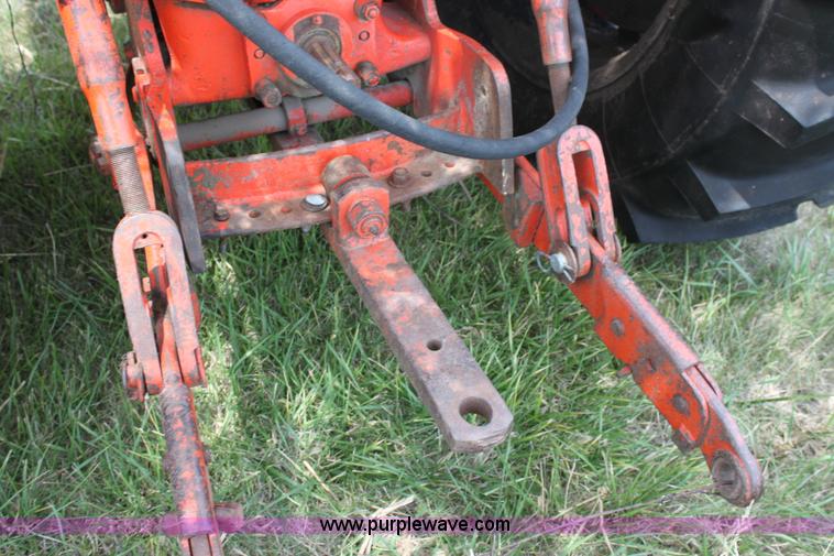 image for item D5258 Case 930 Comfort King tractor