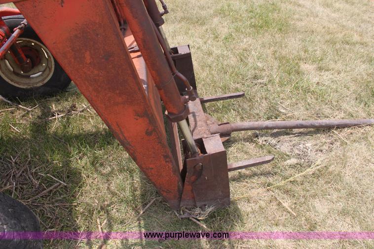 image for item D5258 Case 930 Comfort King tractor