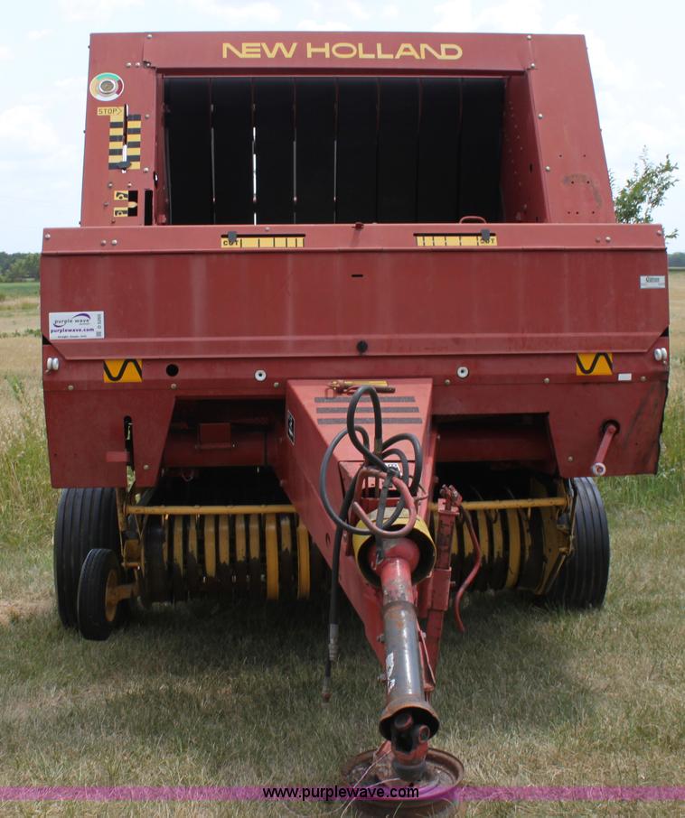image for item D5260 1994 New Holland 660 round baler