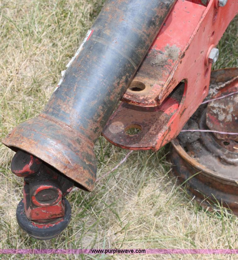 image for item D5260 1994 New Holland 660 round baler