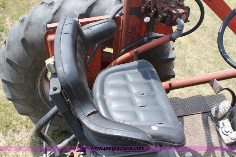 image for item D5261 Massey-Ferguson 180 tractor