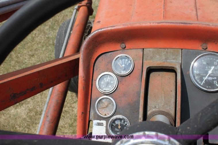 image for item D5261 Massey-Ferguson 180 tractor