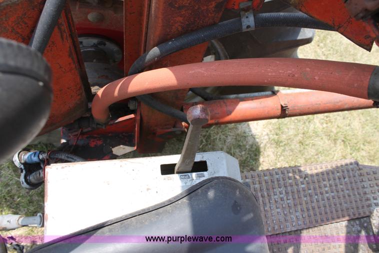 image for item D5261 Massey-Ferguson 180 tractor