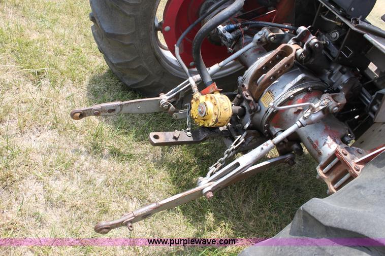 image for item D5261 Massey-Ferguson 180 tractor