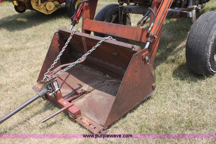 image for item D5261 Massey-Ferguson 180 tractor