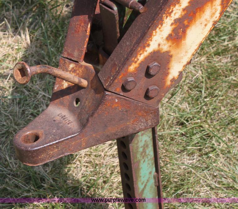 image for item D5276 John Deere 896A side rake