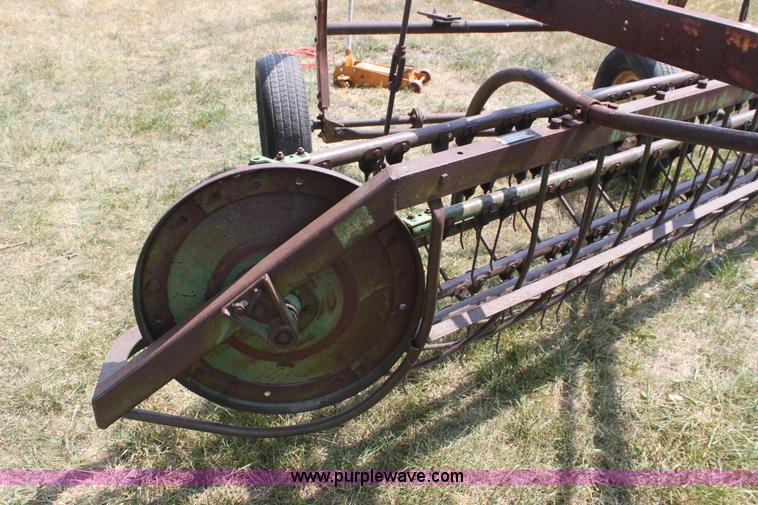 image for item D5276 John Deere 896A side rake