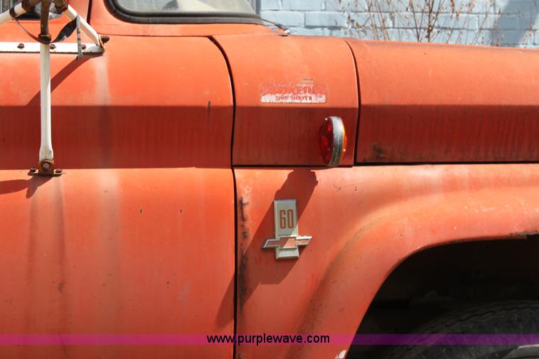 image for item D5417 1963 Chevrolet C60 grain truck