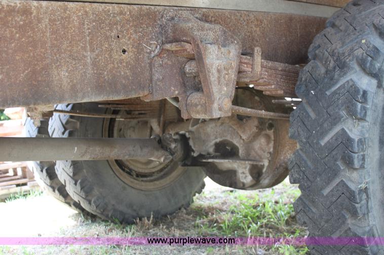 image for item D5417 1963 Chevrolet C60 grain truck