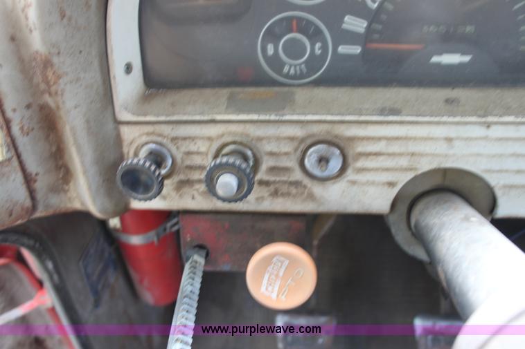image for item D5417 1963 Chevrolet C60 grain truck