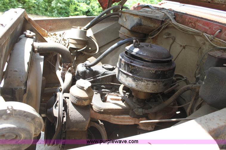 image for item D5417 1963 Chevrolet C60 grain truck