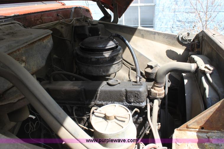 image for item D5417 1963 Chevrolet C60 grain truck