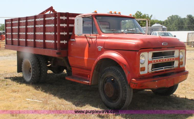 image for item D5427 1967 Chevrolet C50 grain truck