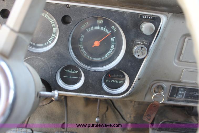 image for item D5427 1967 Chevrolet C50 grain truck