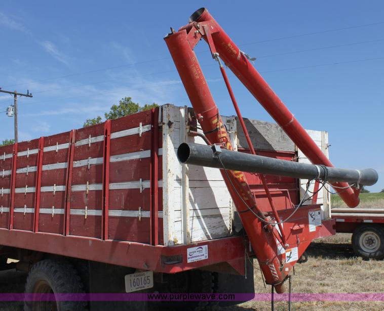 image for item D5427 1967 Chevrolet C50 grain truck