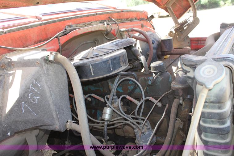 image for item D5427 1967 Chevrolet C50 grain truck