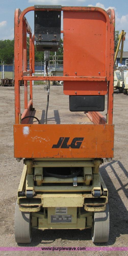 image for item A6464 2001 JLG 2032 E2 electric scissor lift