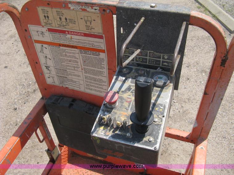 image for item A6464 2001 JLG 2032 E2 electric scissor lift
