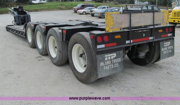 image for item A8430 1984 Hyster triple axle lowboy trailer