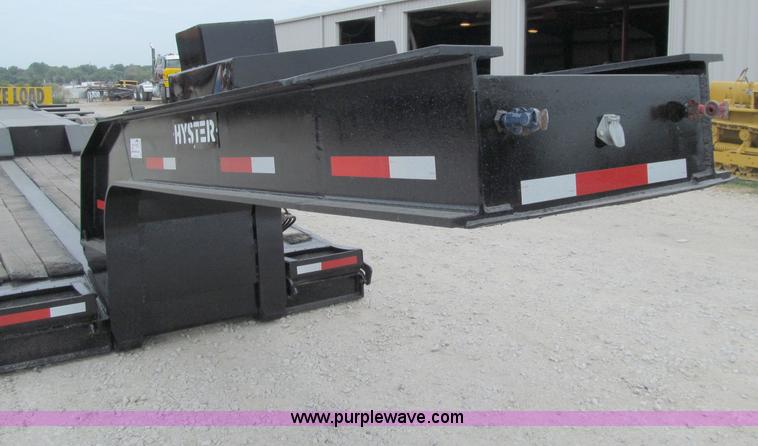 image for item A8430 1984 Hyster triple axle lowboy trailer