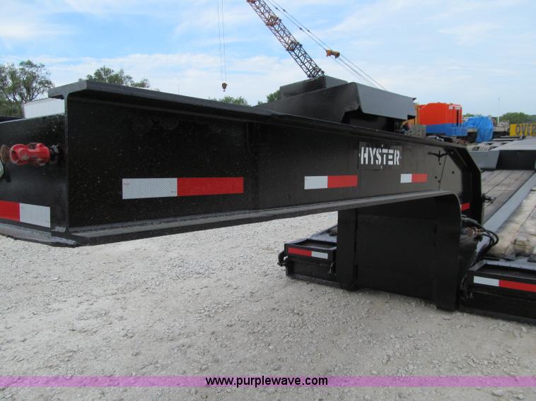 image for item A8430 1984 Hyster triple axle lowboy trailer