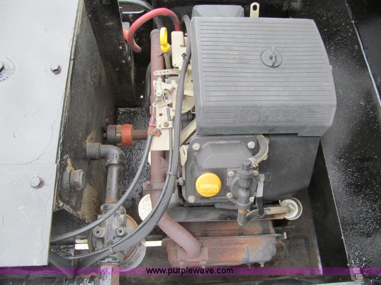 image for item A8430 1984 Hyster triple axle lowboy trailer