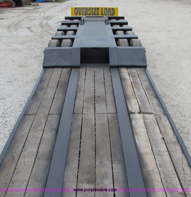 image for item A8430 1984 Hyster triple axle lowboy trailer