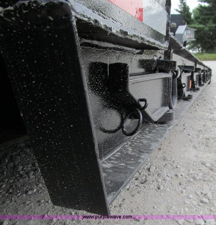 image for item A8430 1984 Hyster triple axle lowboy trailer