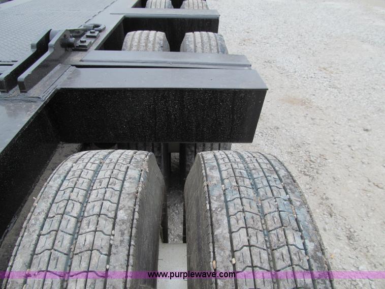 image for item A8430 1984 Hyster triple axle lowboy trailer