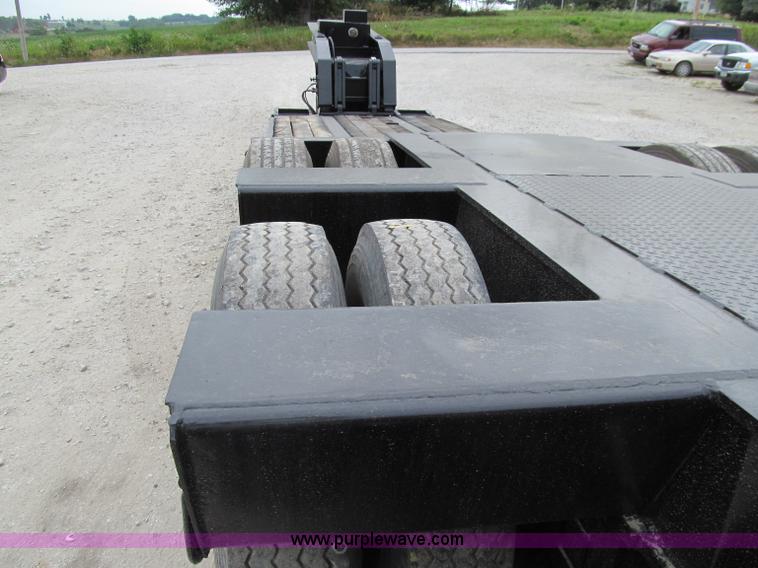 image for item A8430 1984 Hyster triple axle lowboy trailer