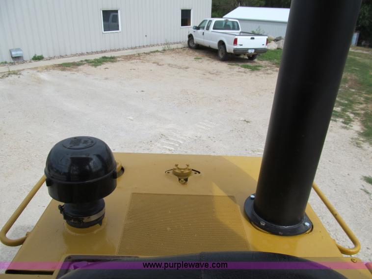 image for item A8431 1987 Caterpillar 963 track loader