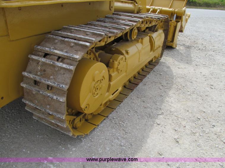 image for item A8431 1987 Caterpillar 963 track loader