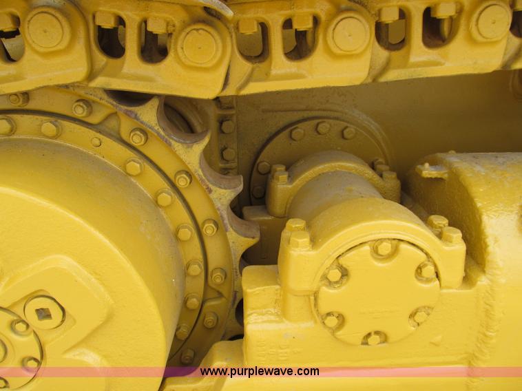 image for item A8431 1987 Caterpillar 963 track loader