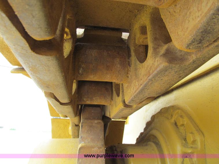 image for item A8431 1987 Caterpillar 963 track loader