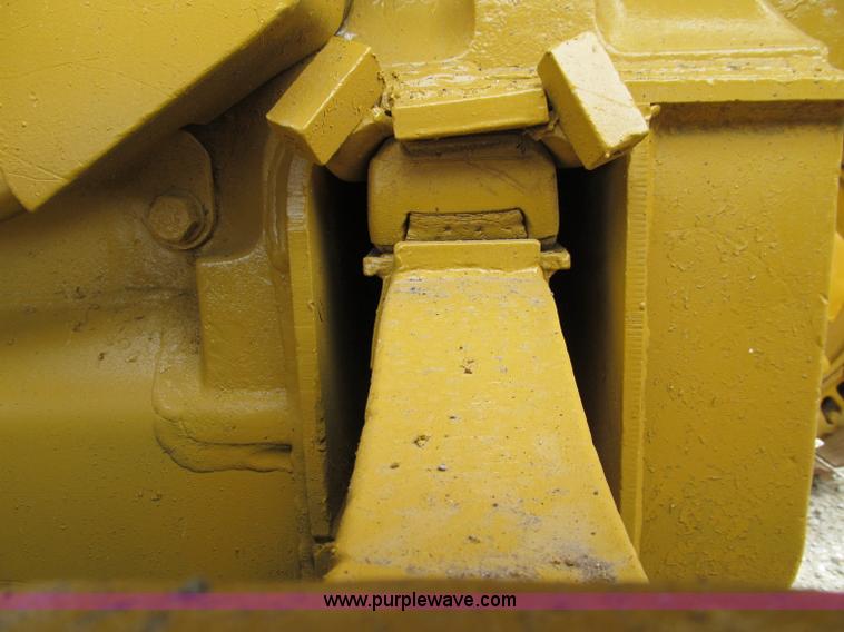 image for item A8431 1987 Caterpillar 963 track loader