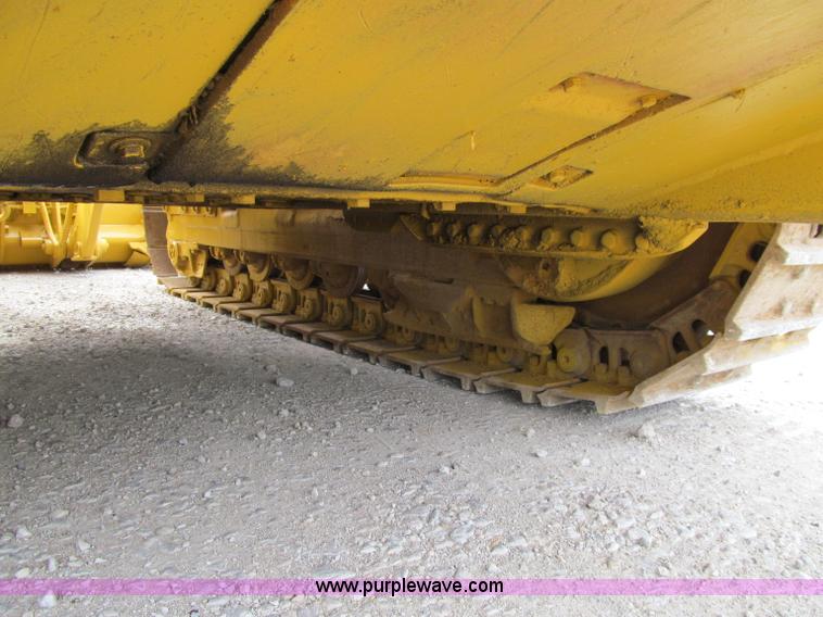 image for item A8431 1987 Caterpillar 963 track loader