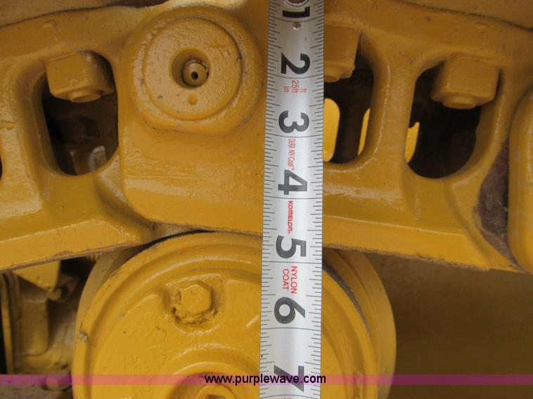 image for item A8431 1987 Caterpillar 963 track loader