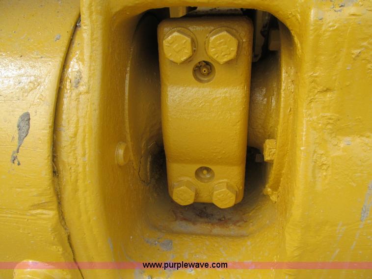 image for item A8431 1987 Caterpillar 963 track loader
