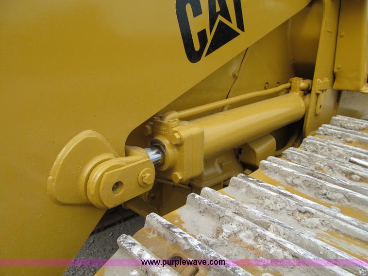 image for item A8431 1987 Caterpillar 963 track loader