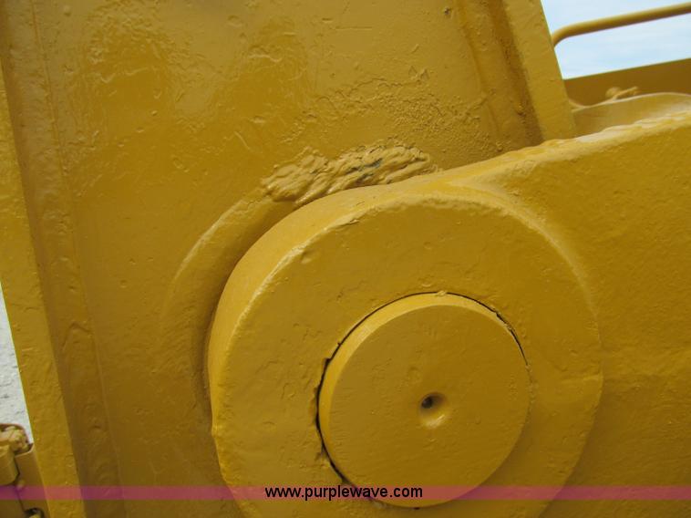 image for item A8431 1987 Caterpillar 963 track loader