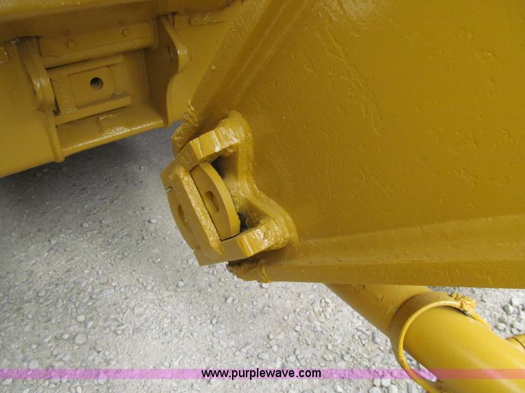 image for item A8431 1987 Caterpillar 963 track loader