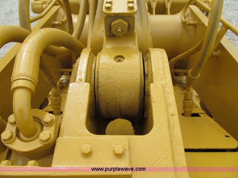 image for item A8431 1987 Caterpillar 963 track loader